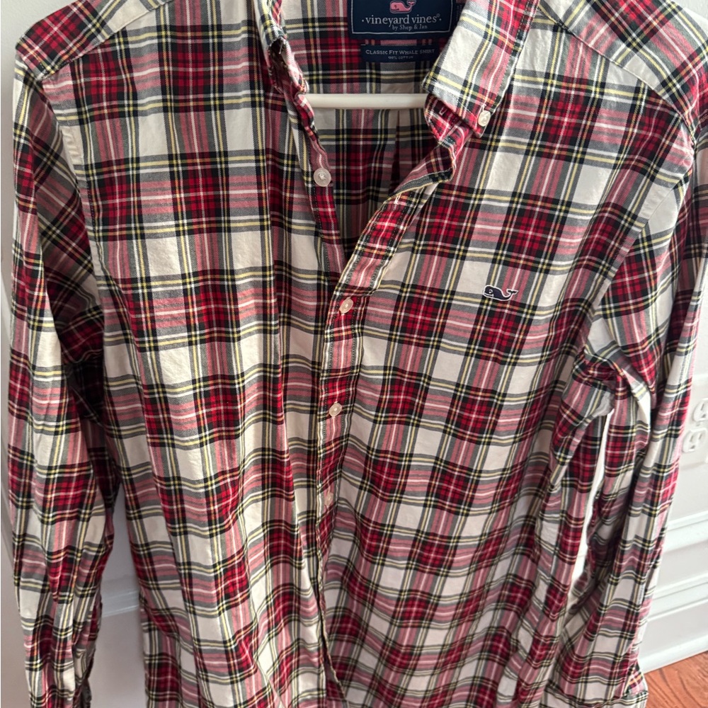 Vineyard Vines Men's Red and White Plaid Shirt